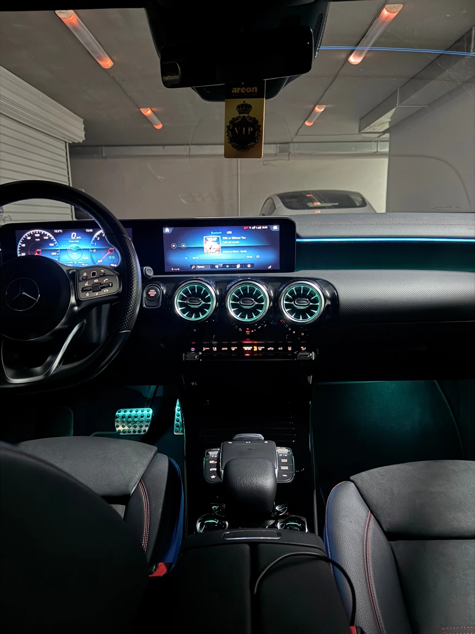 Mercedes-Benz CLA 250  - изображение 4