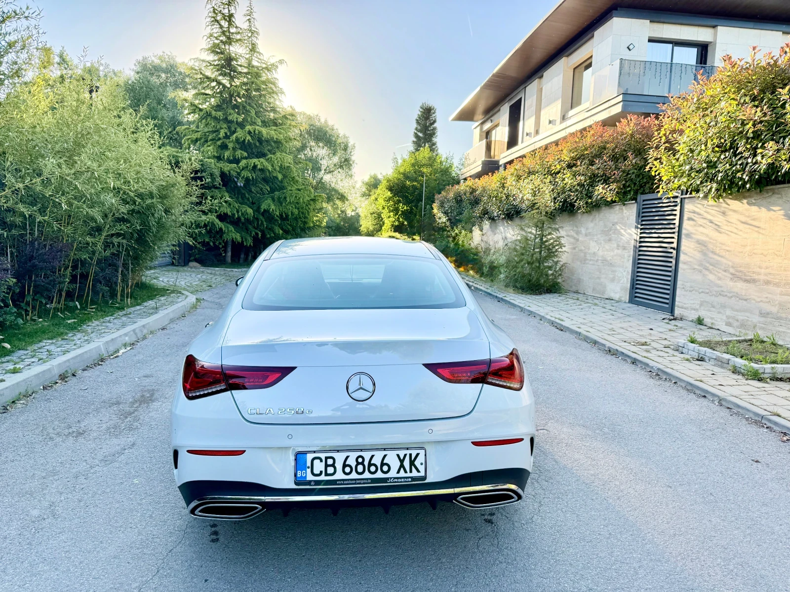 Mercedes-Benz CLA 250, снимка 11 - Автомобили и джипове - 54780059