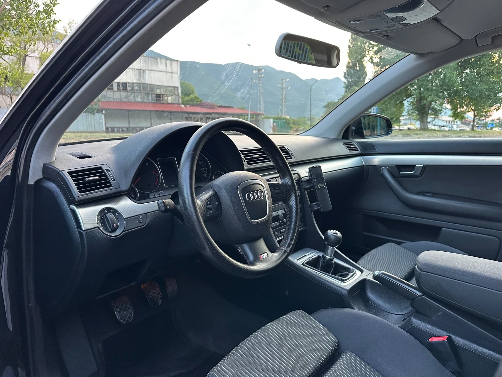 Audi A4 2.0TDI QUATTRO - изображение 9