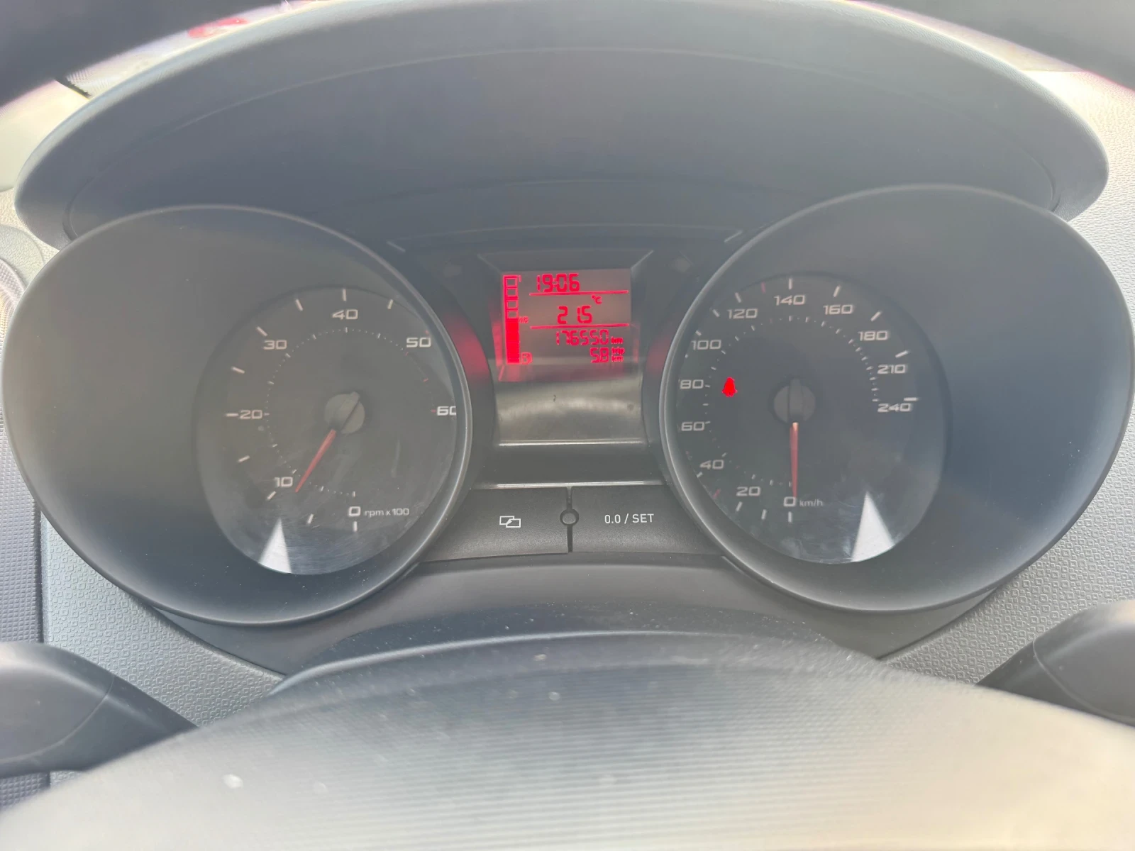 Seat Ibiza 1.2TDI / 75ps / �������� / ������� | Mobile.bg � ����������� 15