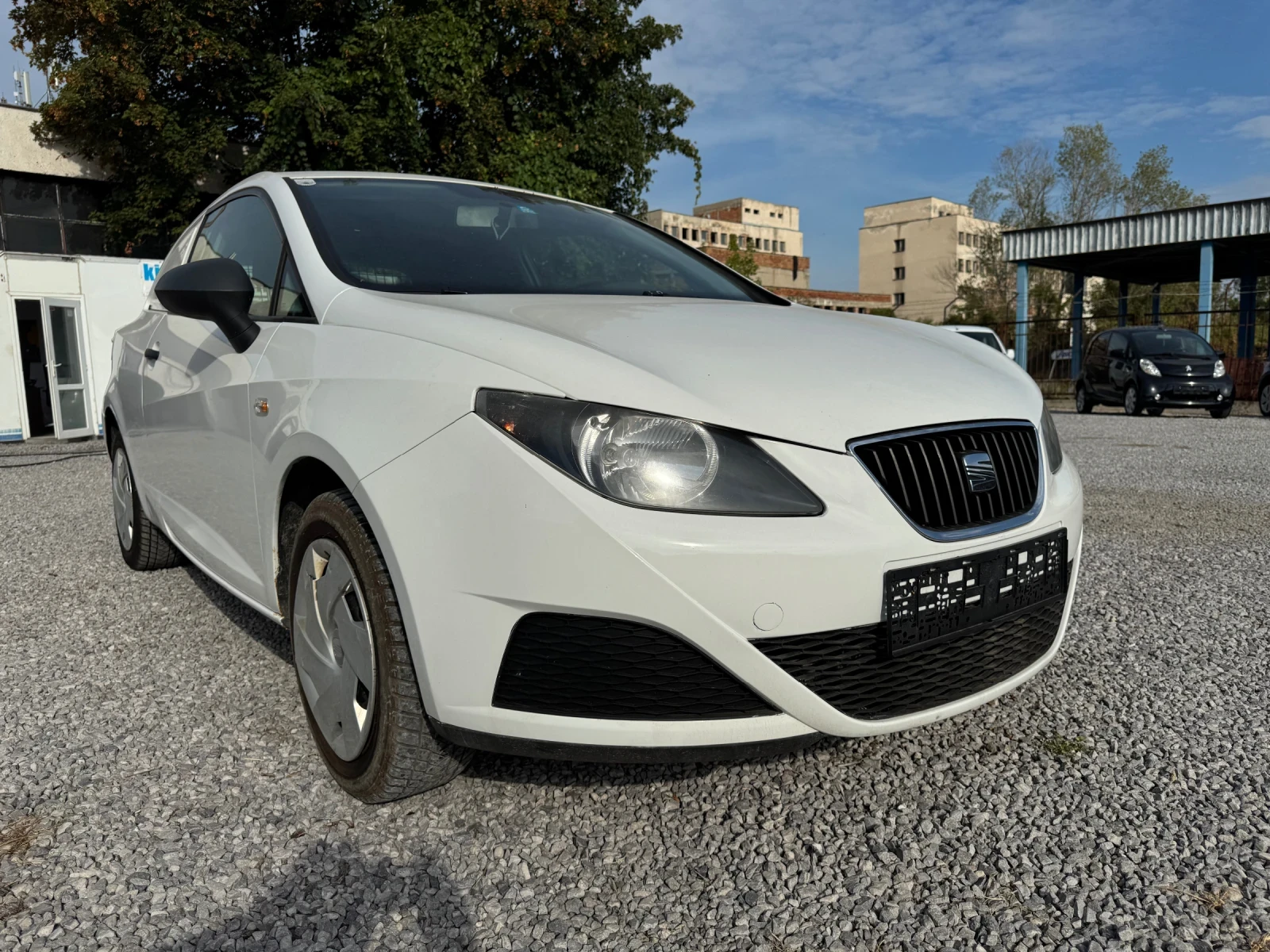 Seat Ibiza 1.2TDI / 75ps / КЛИМАТИК / ТОВАРНА - изображение 3