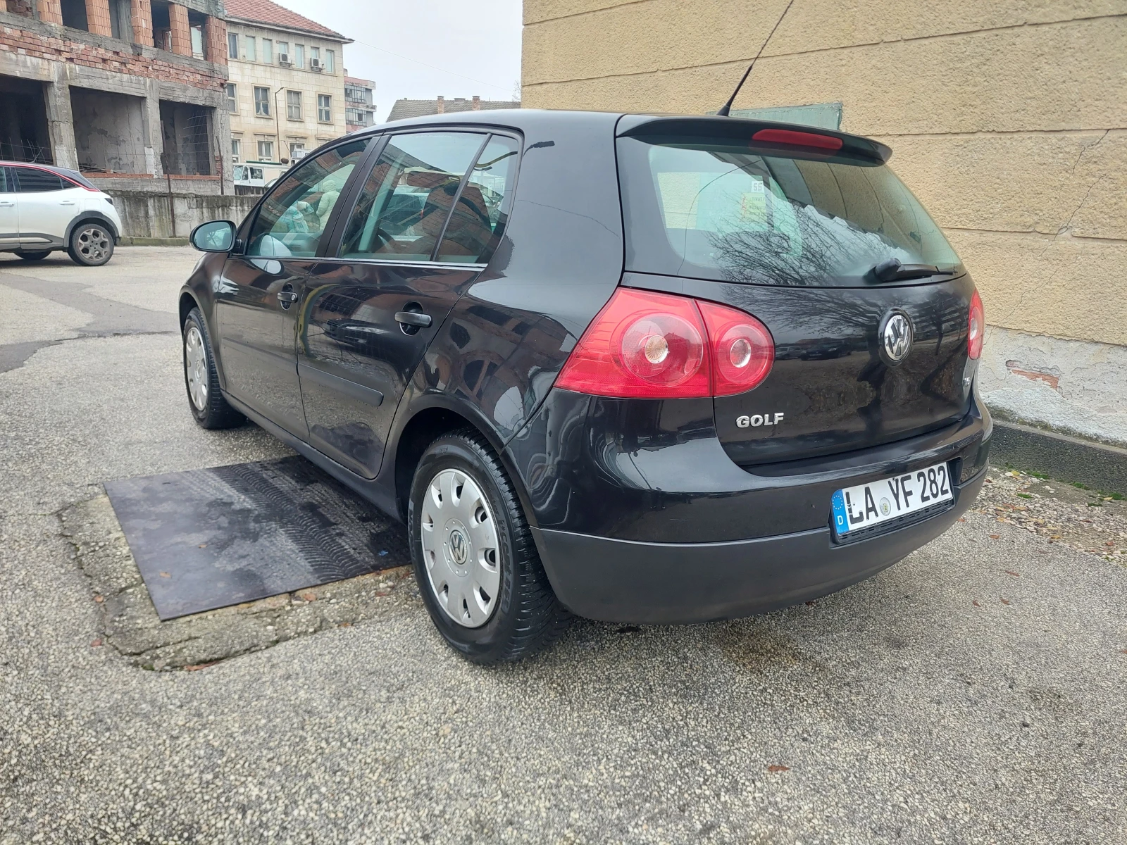 VW Golf 1, 6i--102kc-  | Mobile.bg   4