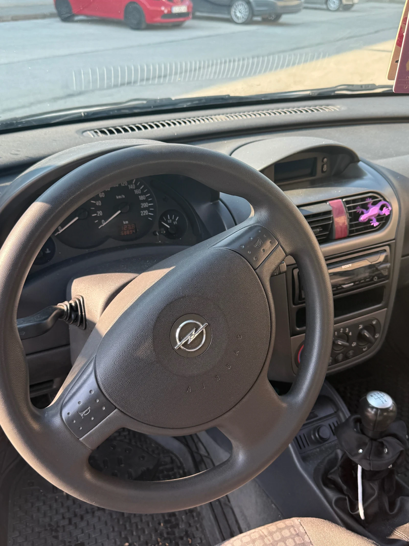 Opel Corsa  - изображение 6