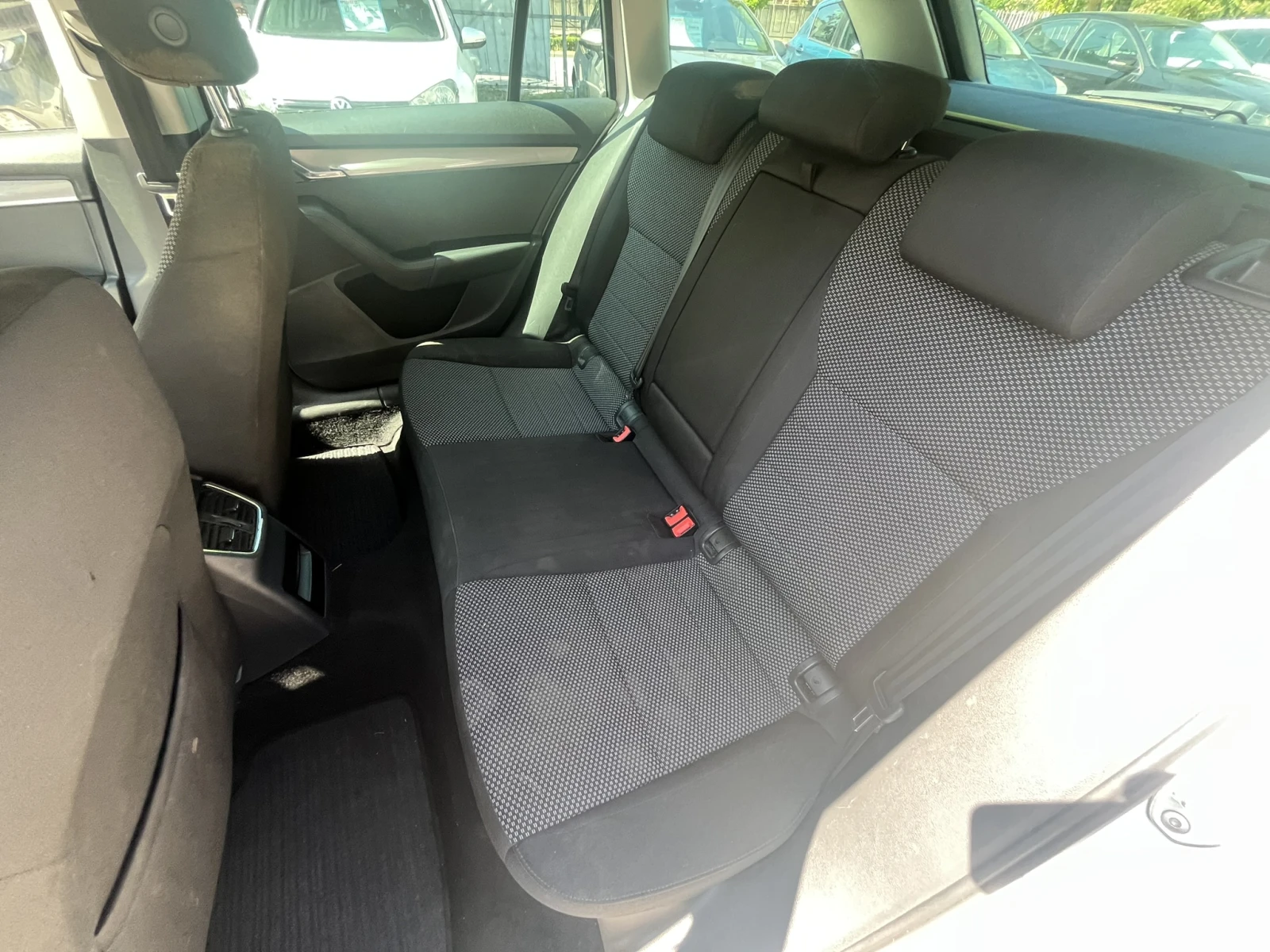 Skoda Octavia 2.0 TDI - VRS | Mobile.bg � ����������� 12