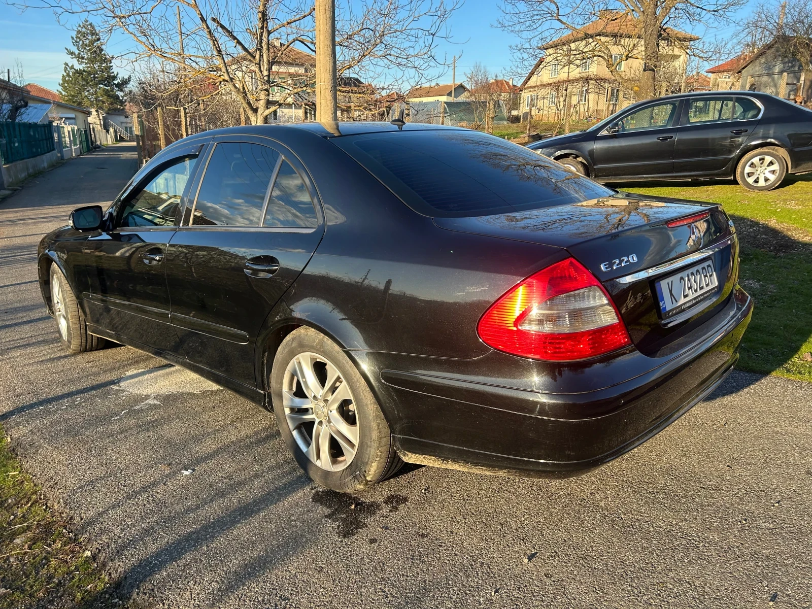 Mercedes-Benz E 220 E 220 CDi - изображение 4
