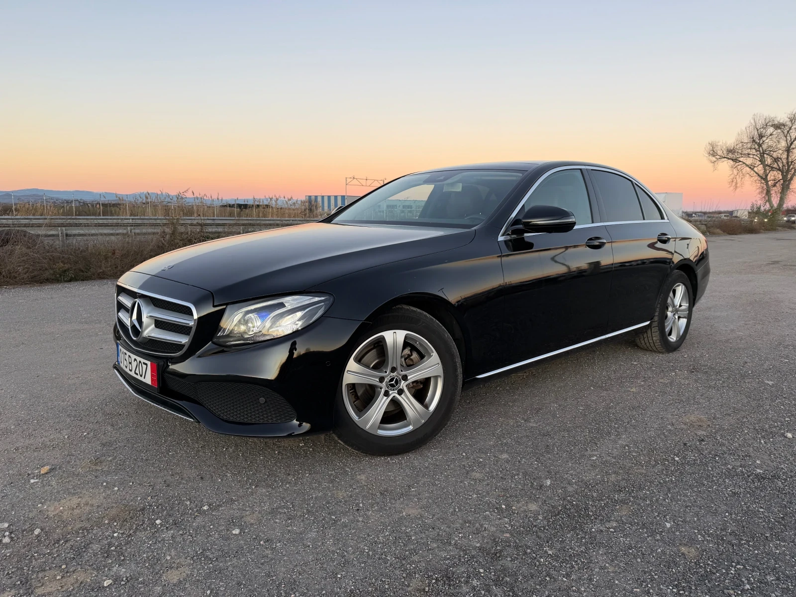 Mercedes-Benz E 220 DIGITAL/PANORAMA/FULL LED/9G-TRONIC  | Mobile.bg � ����������� 3