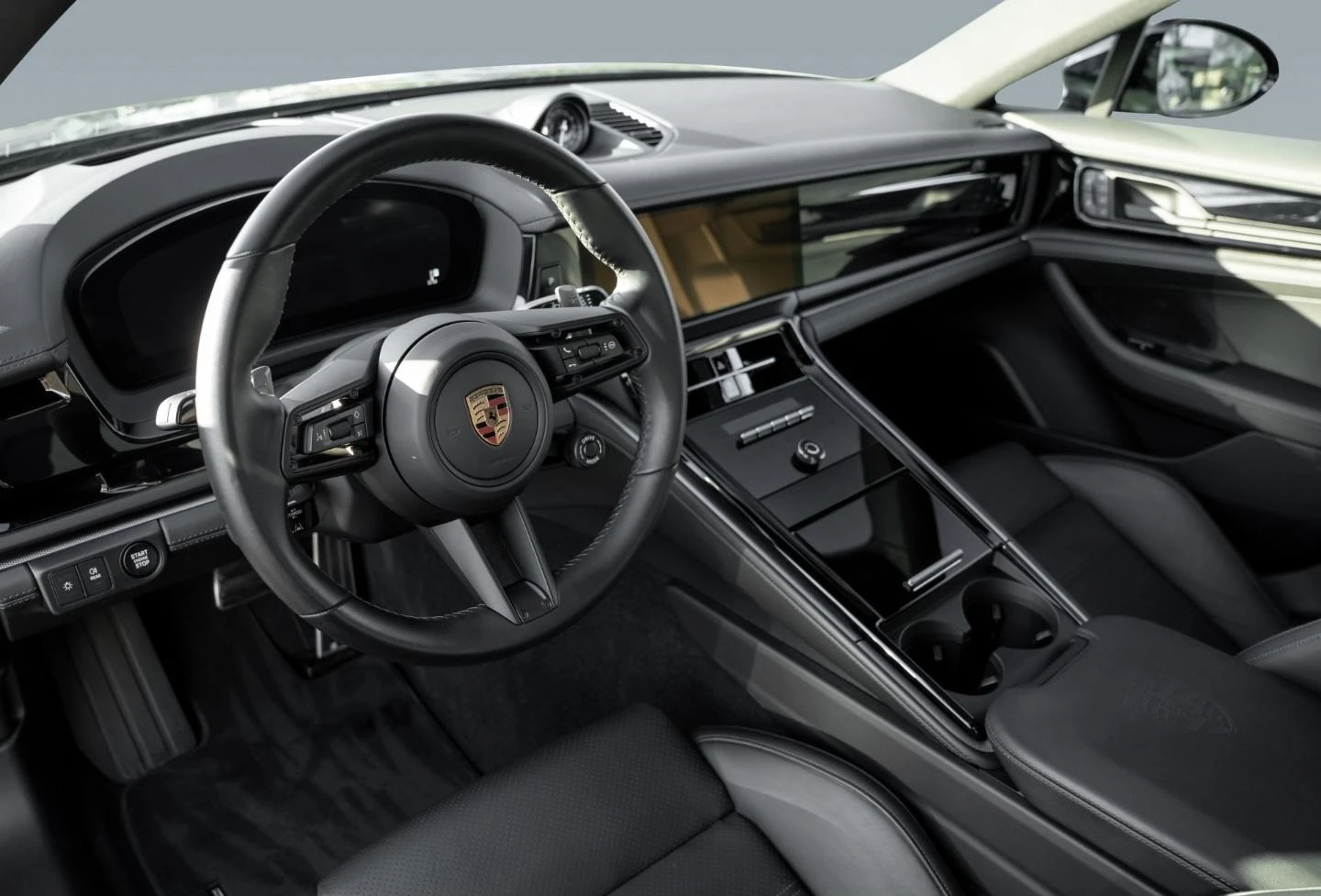 Porsche Panamera 4 E-HYBRID/FACELIFT/BOSE/PANO/MATRIX/HEAD UP/360/ | Mobile.bg � ����������� 12