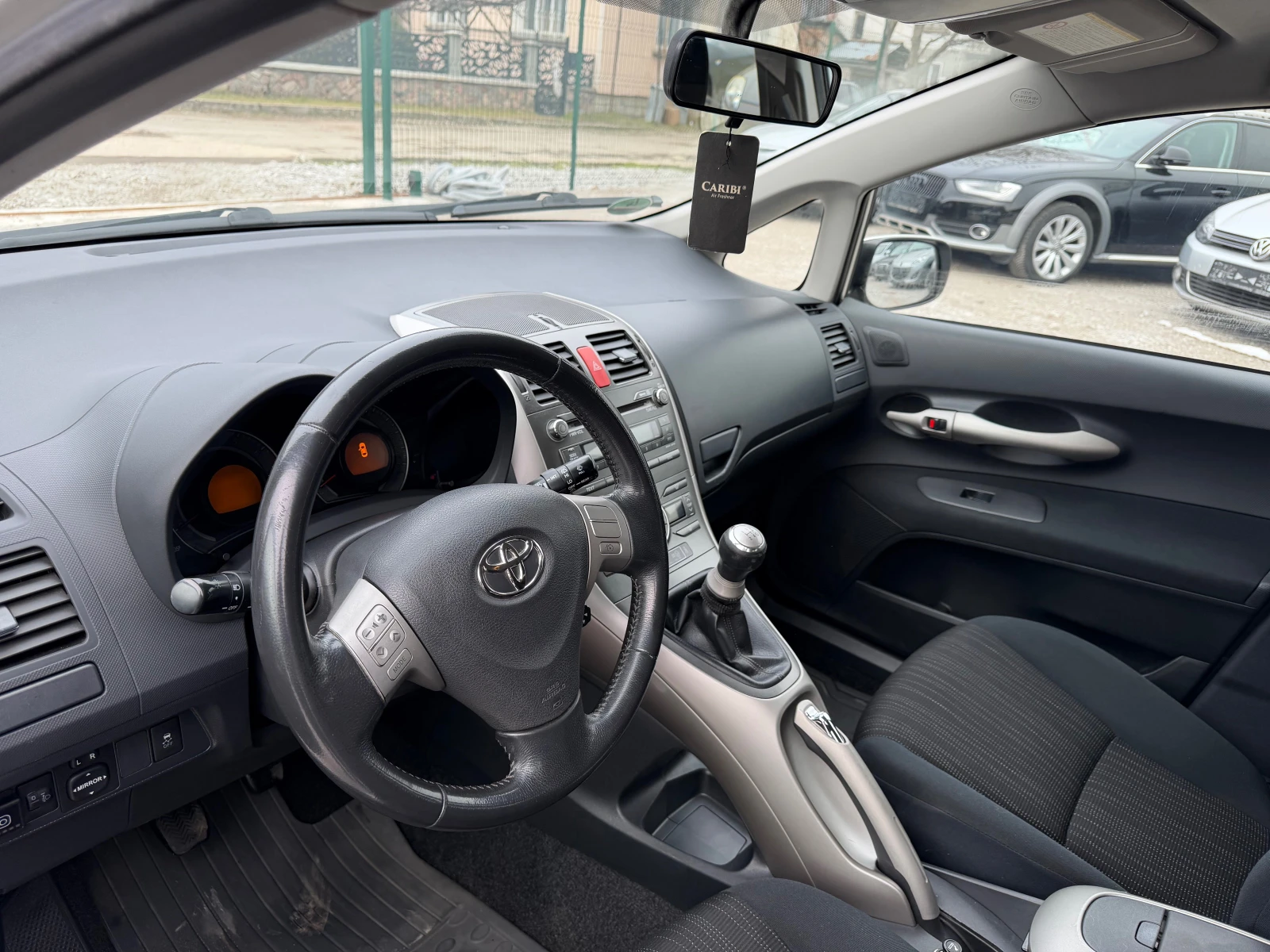 Toyota Auris 1.6i VVTI GPL - изображение 10