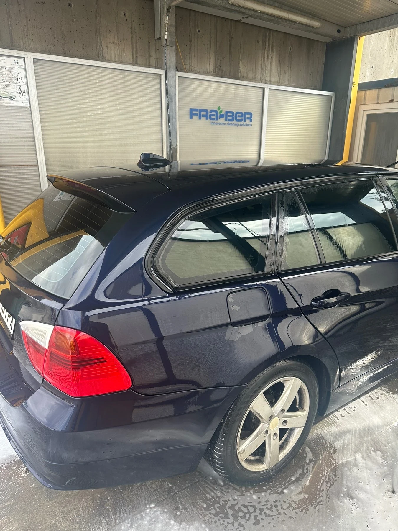 BMW 320  - изображение 3