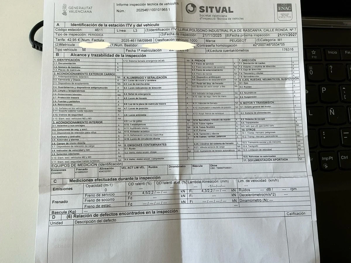 Peugeot 3008 2.0 * Гаранция 9м./EAT8/Mасаж/Пано/Подгрев/История, снимка 16 - Автомобили и джипове - 53663871