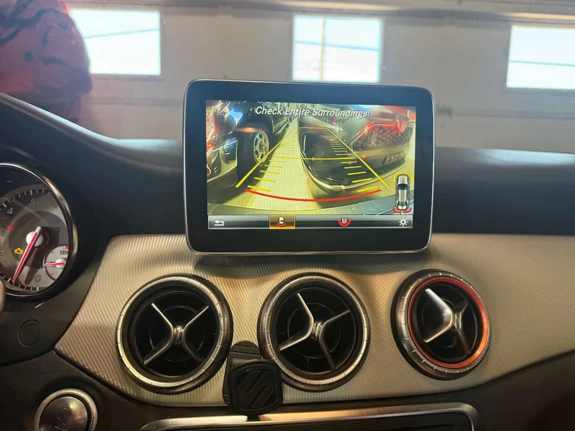 Mercedes-Benz CLA * 250 * ПАНО* ПОДГРЕВ* KEYLESS* , снимка 10 - Автомобили и джипове - 53763757