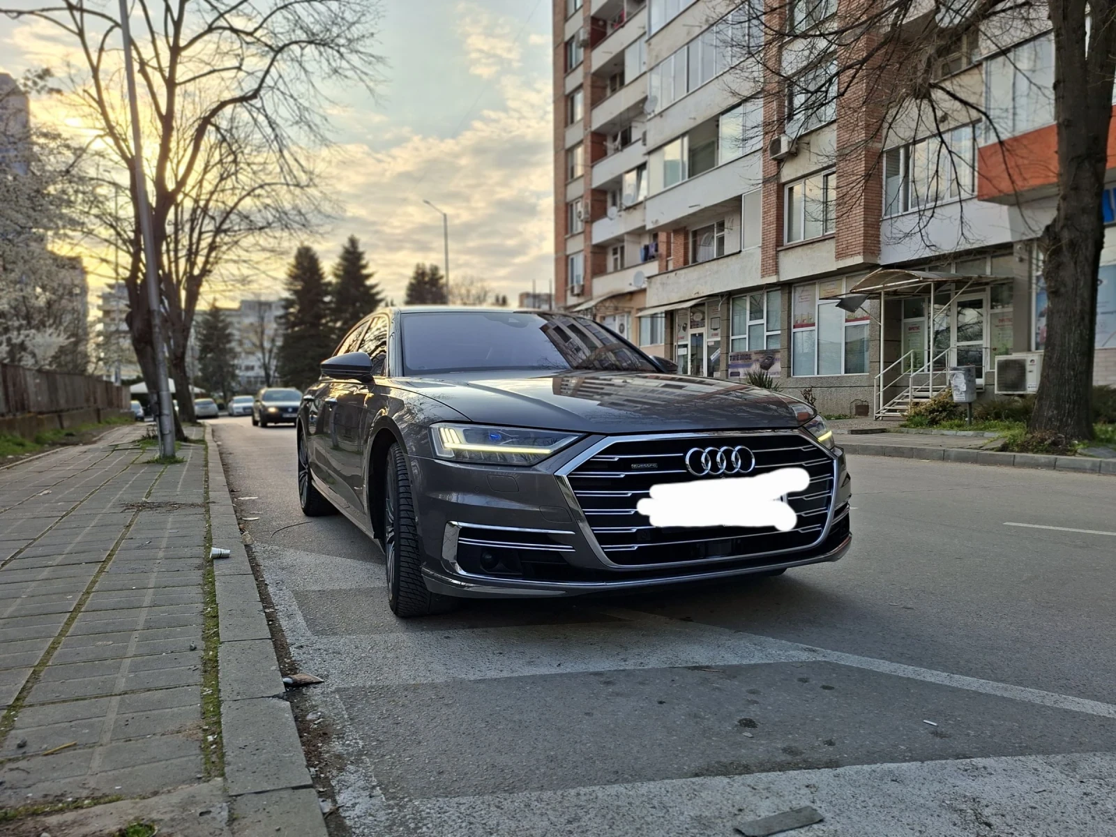 Audi A8, снимка 7 - Автомобили и джипове - 53980067