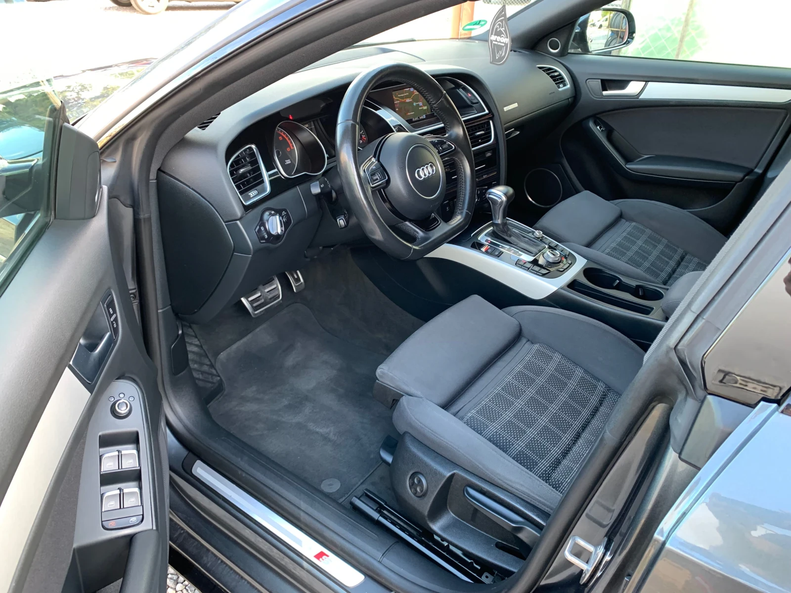 Audi A5 2.0TDI S line | Mobile.bg � ����������� 8