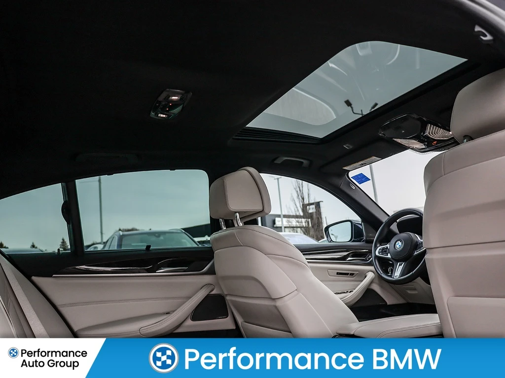 BMW 540 * * CARFAX * * АВТО КРЕДИТ * * , снимка 12 - Автомобили и джипове - 54112019