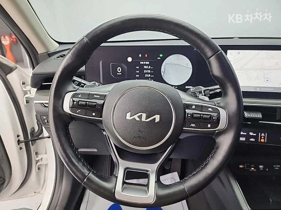 Kia K5 2.0 HEV, снимка 9 - Автомобили и джипове - 54367408