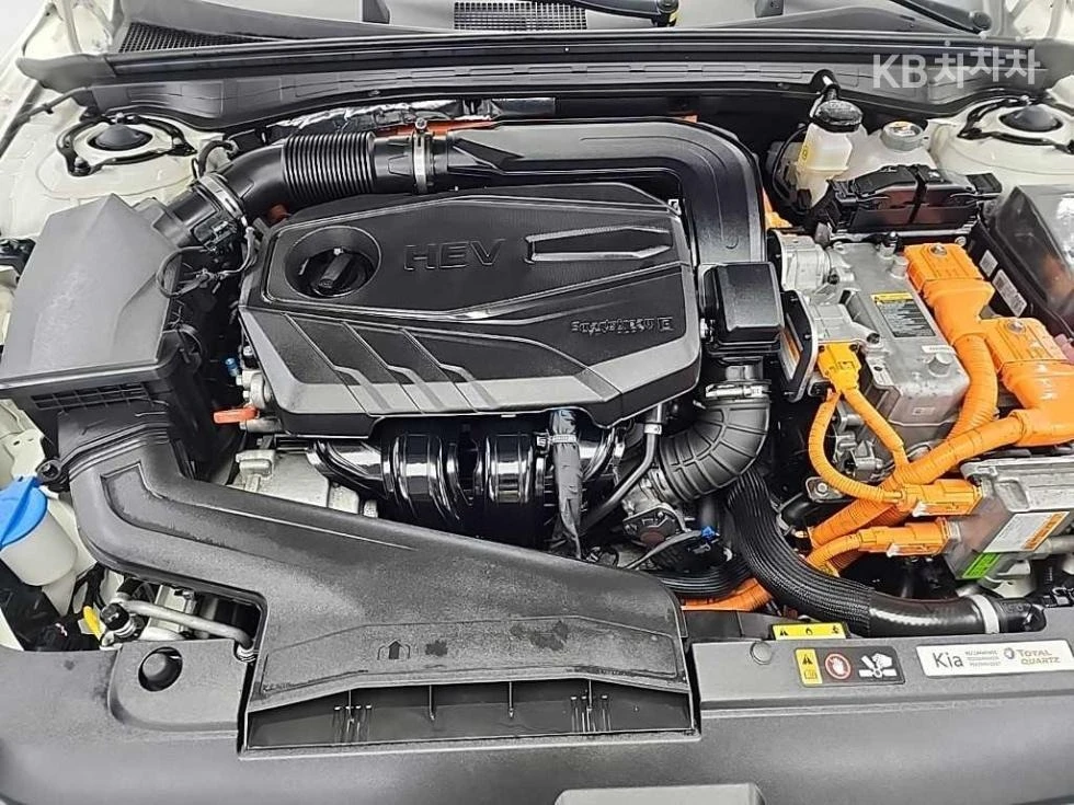 Kia K5 2.0 HEV, снимка 5 - Автомобили и джипове - 54367408