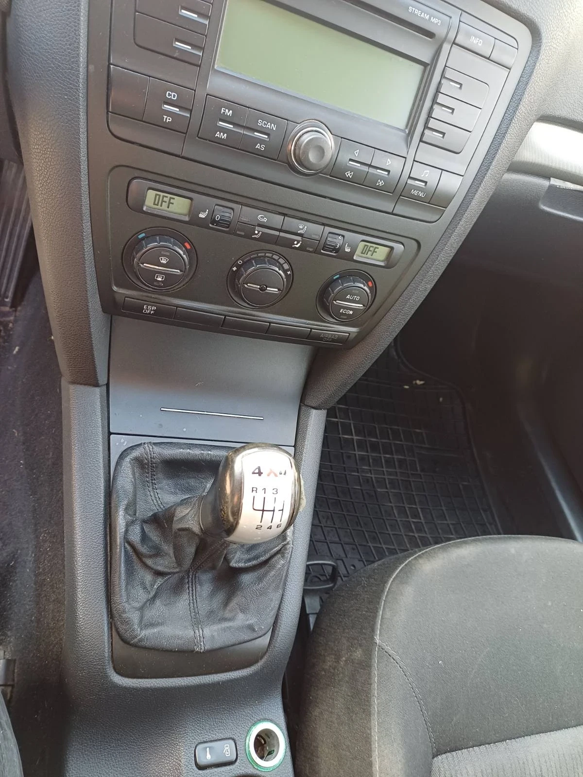 Skoda Octavia 1.9tdi 4* 4, снимка 9 - Автомобили и джипове - 54382197