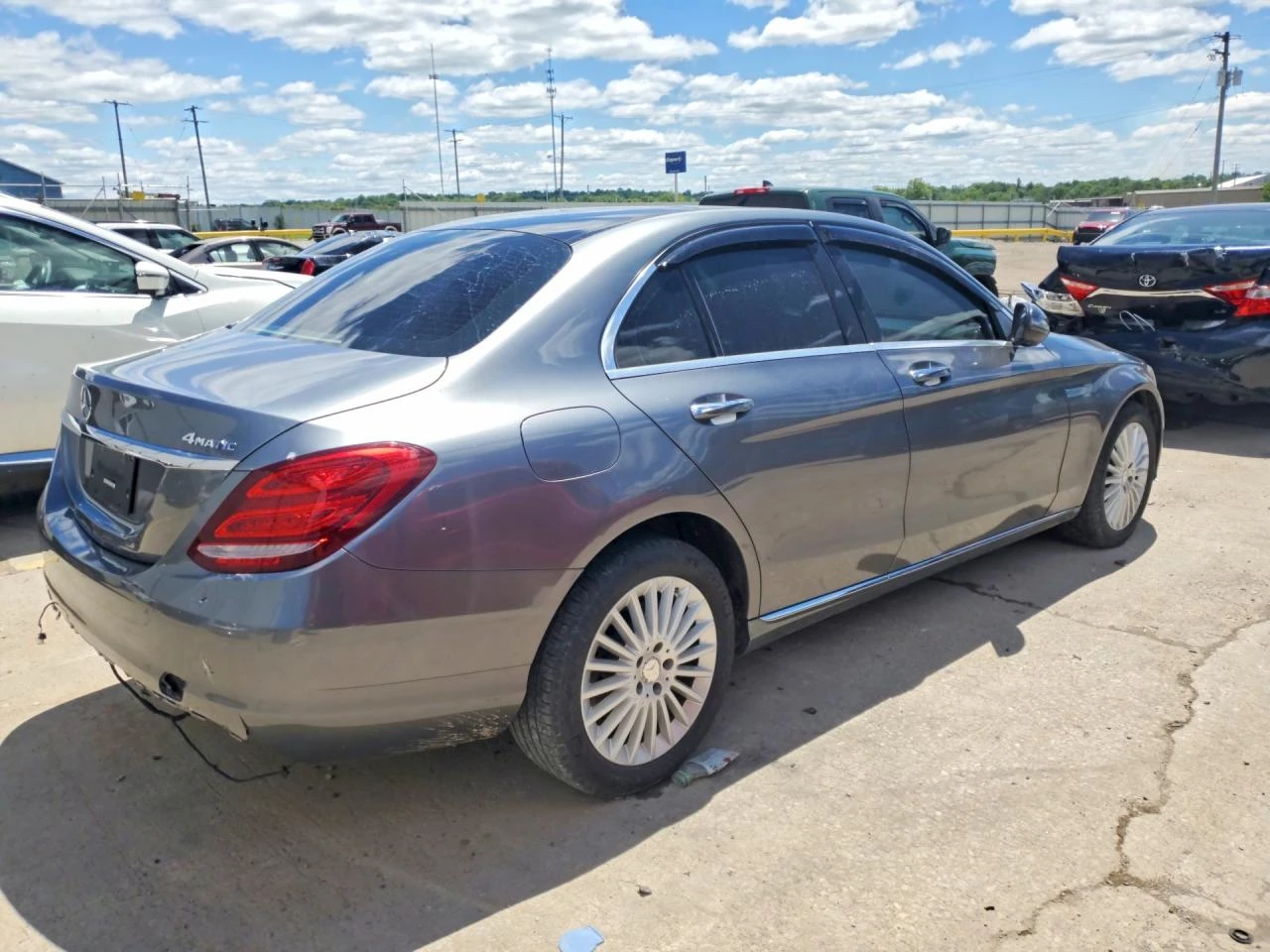 Mercedes-Benz C 300 2.0l 4Matic, снимка 3 - Автомобили и джипове - 55158620