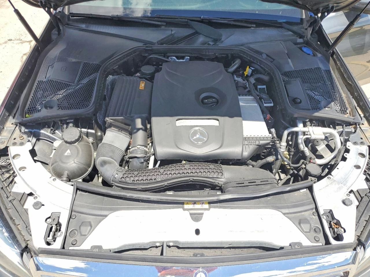 Mercedes-Benz C 300 2.0l 4Matic, снимка 11 - Автомобили и джипове - 55158620
