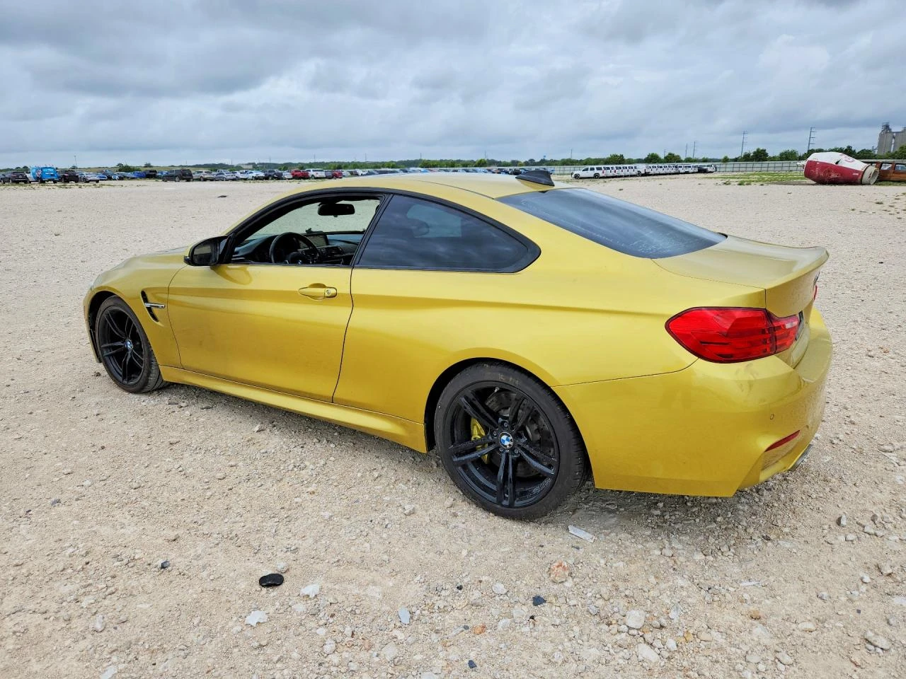 BMW M4, снимка 2 - Автомобили и джипове - 55753628