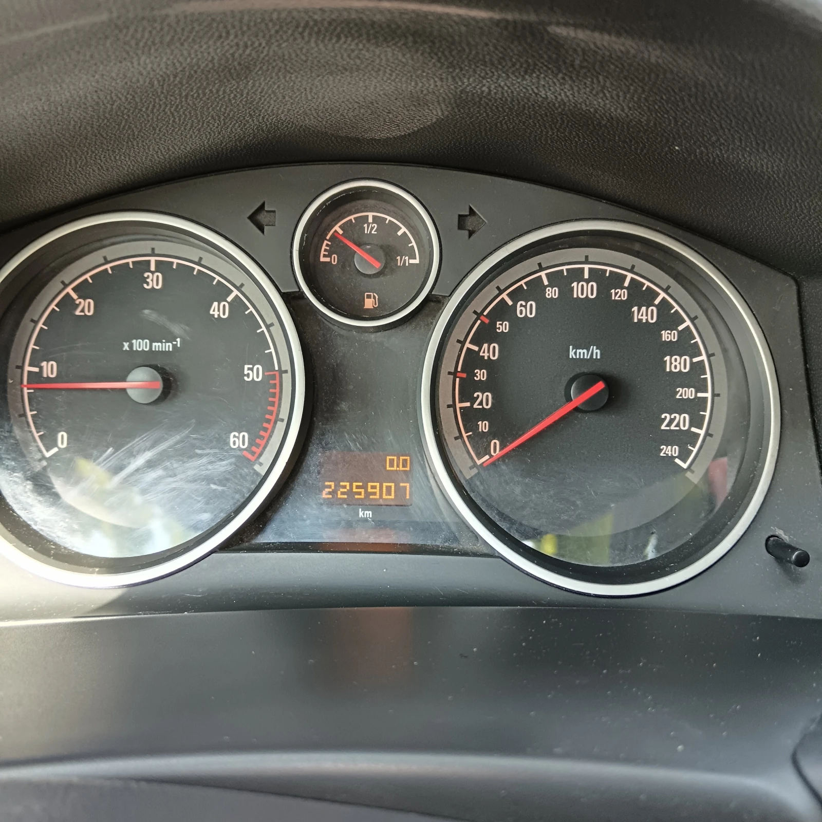 Opel Astra 1.7, снимка 10 - Автомобили и джипове - 55775207