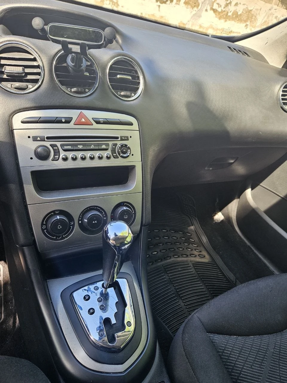 Peugeot 308, снимка 3 - Автомобили и джипове - 55943343