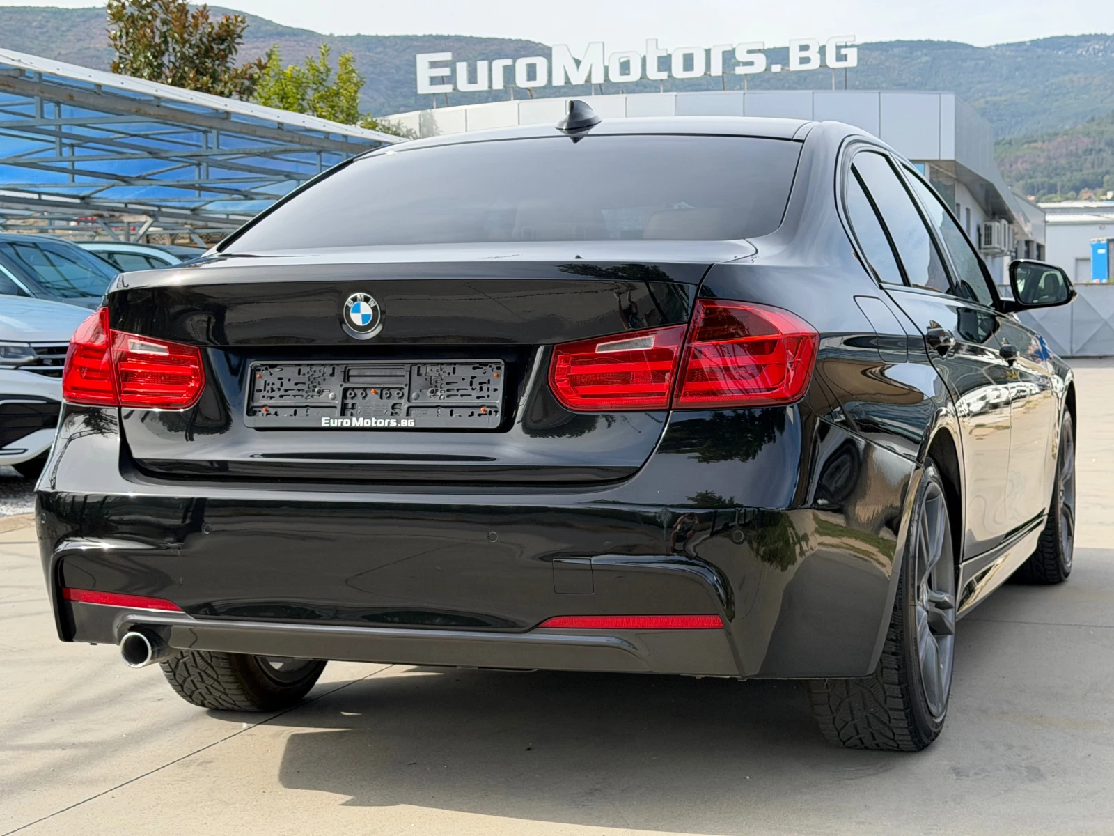 BMW 320 d, X-Drive M SPORT, снимка 5 - Автомобили и джипове - 56080944