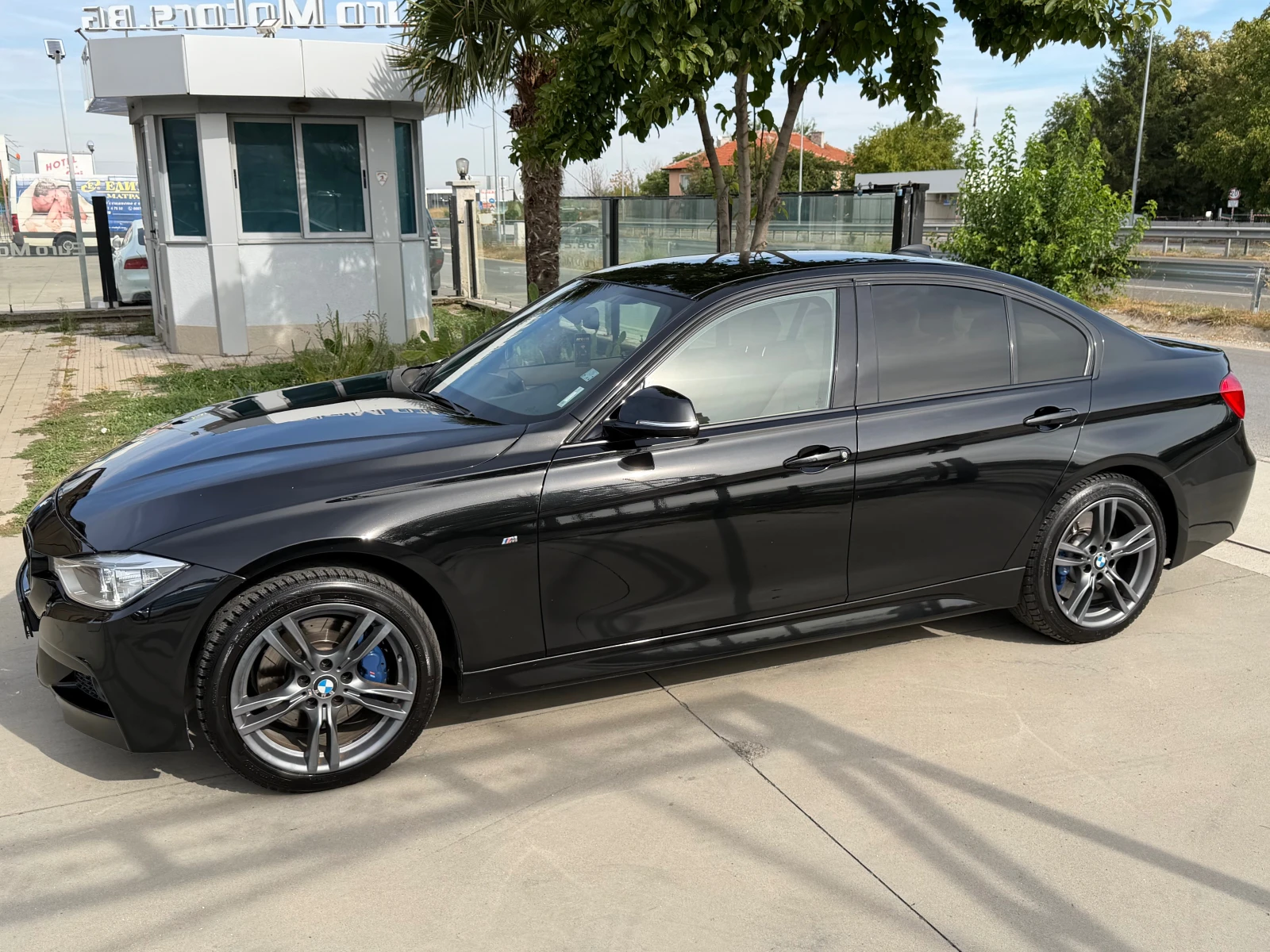 BMW 320 d, X-Drive M SPORT, снимка 7 - Автомобили и джипове - 56080944