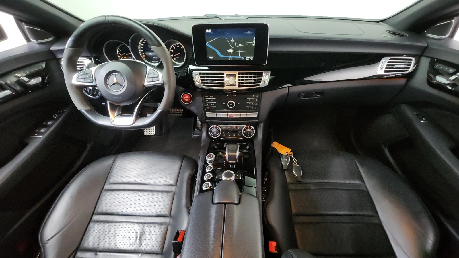 Mercedes-Benz CLS 63 AMG 4Matic * DIS * ОБДУХ * H KARDON * М. ТОЧКА, снимка 5 - Автомобили и джипове - 56095897