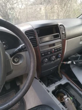 Kia Sorento 2.5 дизел , снимка 7