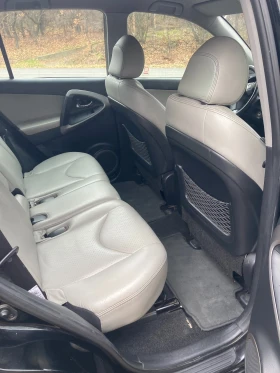 Toyota Rav4 2.2D4D, снимка 12