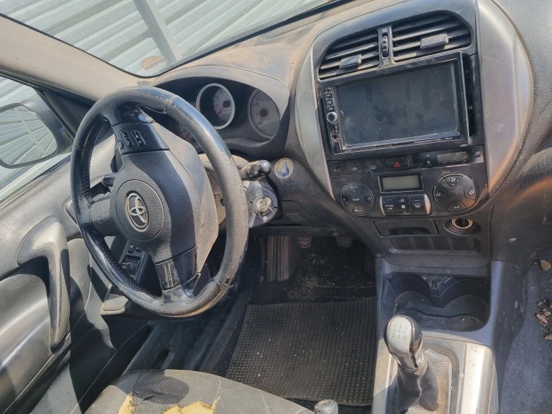 Toyota Rav4 2.0dizel-116ks-2004god, снимка 9 - Автомобили и джипове - 47402309