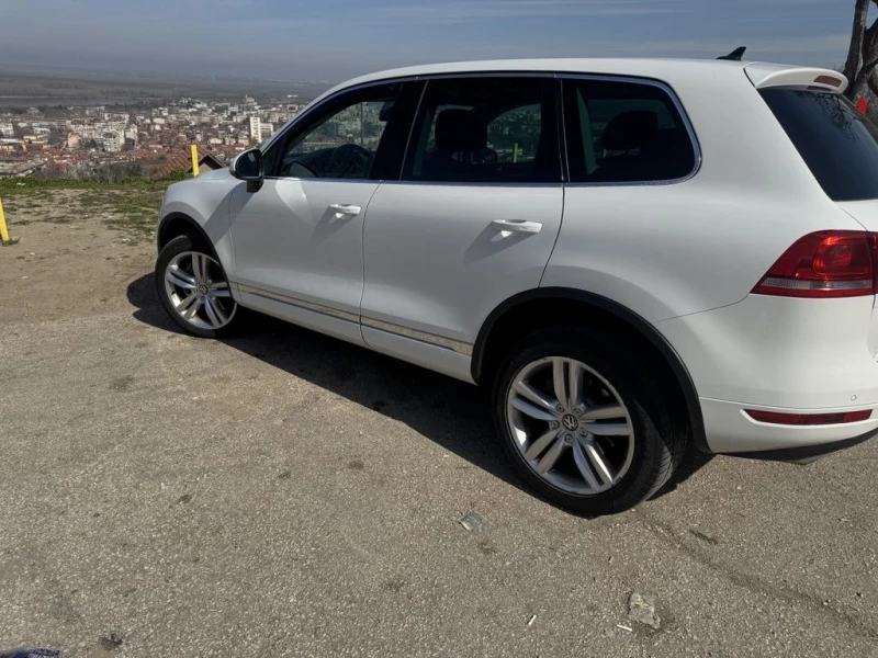 VW Touareg 7P, снимка 5 - Автомобили и джипове - 49434778