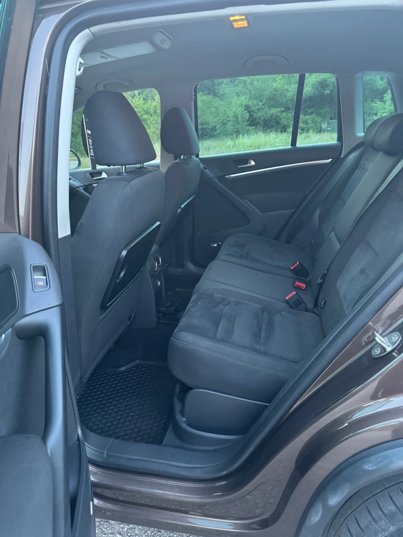 VW Tiguan, снимка 9 - Автомобили и джипове - 52979754
