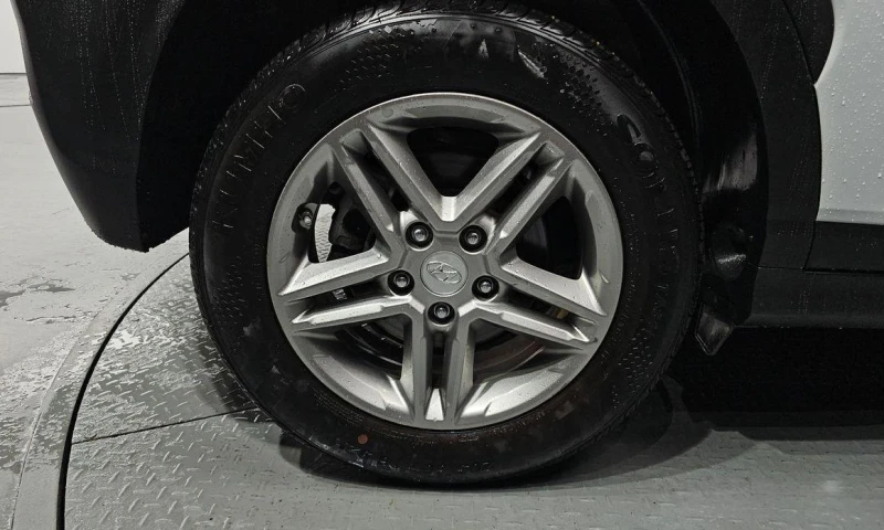 Hyundai Kona, снимка 5 - Автомобили и джипове - 51888943