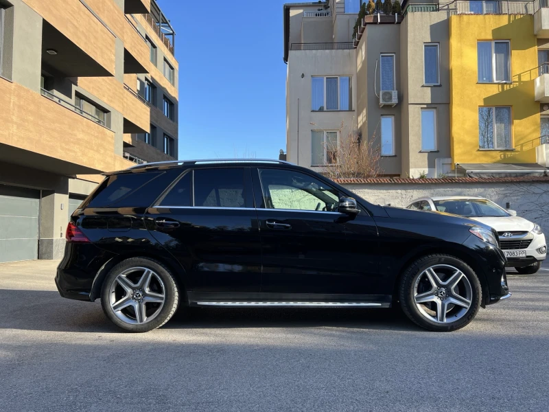 Mercedes-Benz GLE 400 AMG/DISTRONIC+ /ПАНОРАМА, снимка 3 - Автомобили и джипове - 51928269