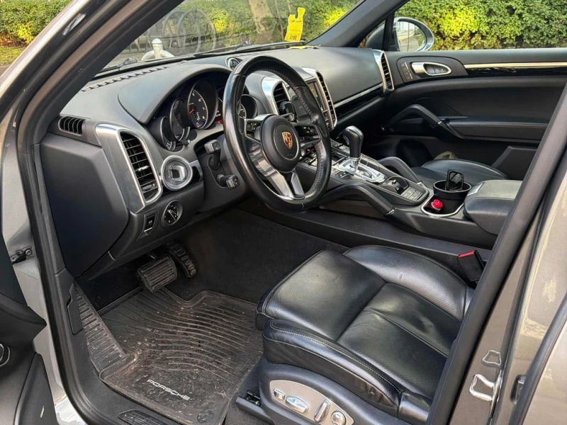 Porsche Cayenne * AWD 4dr * CARFAX * БЕЗ ПЪРВОНАЧАЛНА ВНОСКА, снимка 5 - Автомобили и джипове - 52633921