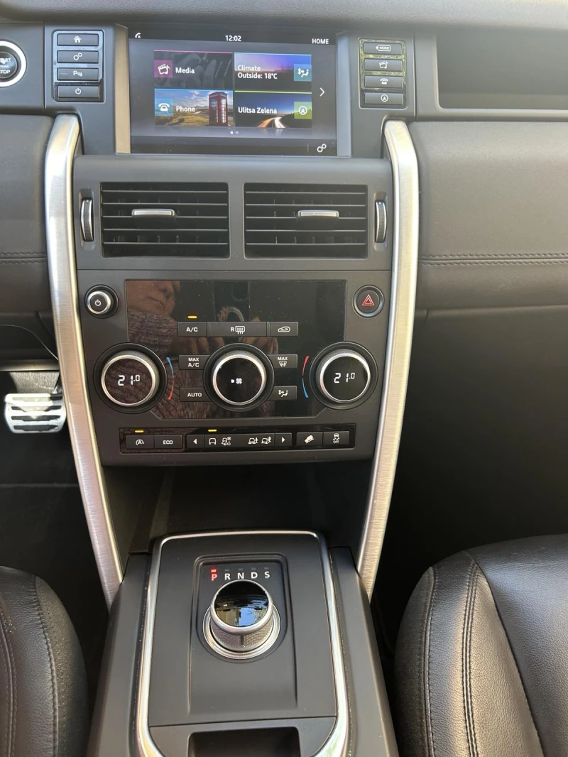 Land Rover Discovery Sport 2.0 TD4 4x4, снимка 4 - Автомобили и джипове - 53370766