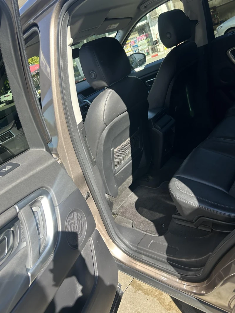 Land Rover Discovery Sport 2.0 TD4 4x4, снимка 6 - Автомобили и джипове - 53370766