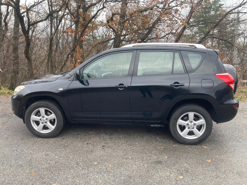 Toyota Rav4 2.2D4D, снимка 3 - Автомобили и джипове - 53404978