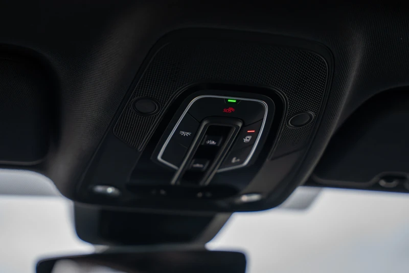 Audi SQ8, снимка 14 - Автомобили и джипове - 53566531