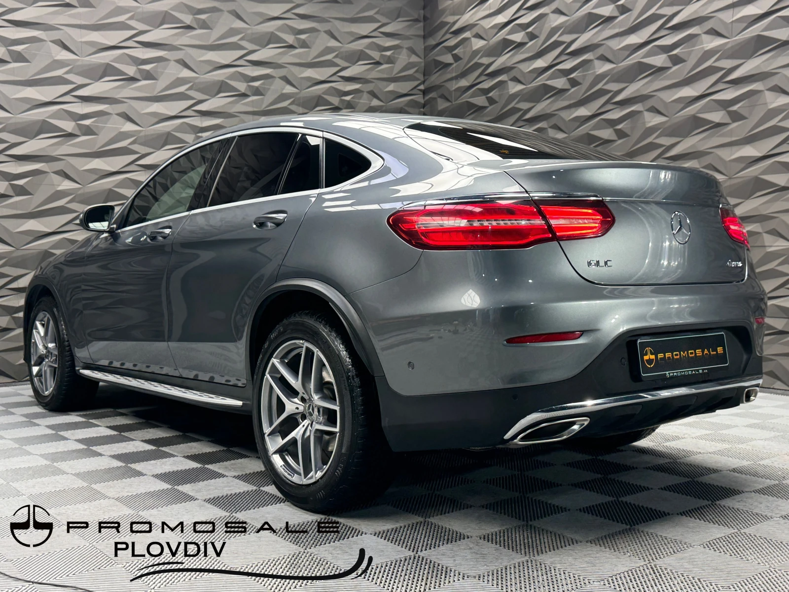 Mercedes-Benz GLC 220 d 4Matic AMG* Navi* Camera* Edition 1 - изображение 3