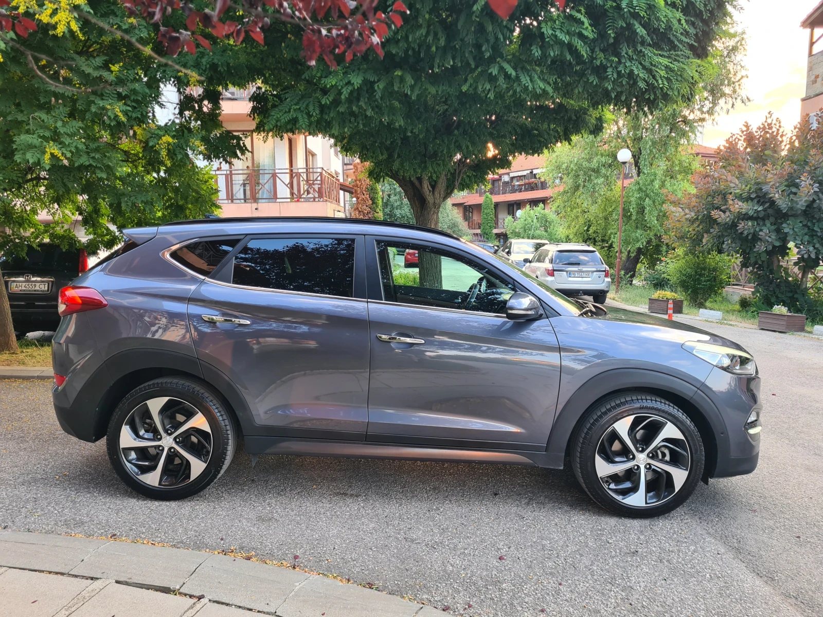 Hyundai Tucson 2.0 CRDI 185к.с. 4х4  - изображение 6