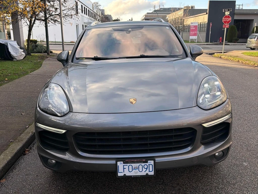 Porsche Cayenne * AWD 4dr * CARFAX * БЕЗ ПЪРВОНАЧАЛНА ВНОСКА - изображение 6