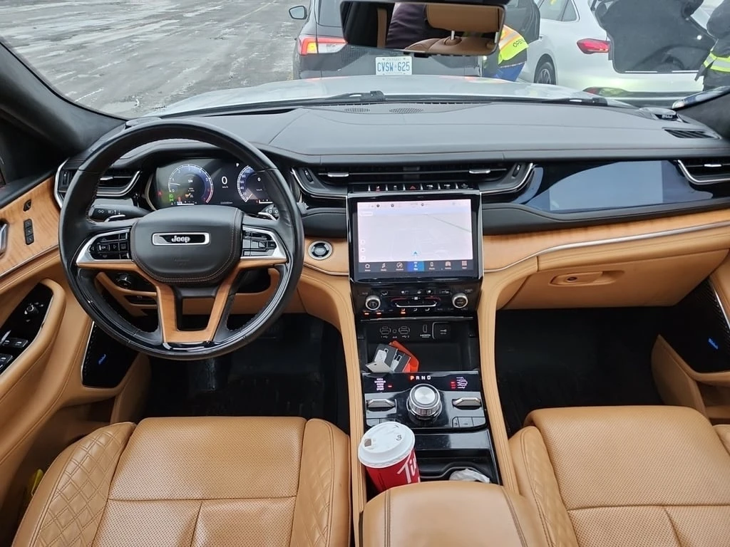 Jeep Grand cherokee SUMMIT RESERVE 5.7 * ДИСТРОНИК* ЛИЦЕНЗИРАН ПРОДАВА - изображение 10