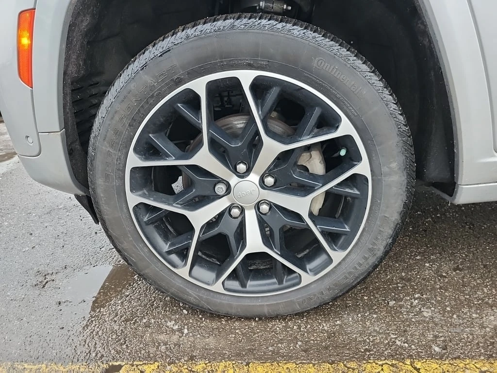 Jeep Grand cherokee SUMMIT RESERVE 5.7 * ДИСТРОНИК* ЛИЦЕНЗИРАН ПРОДАВА - изображение 5