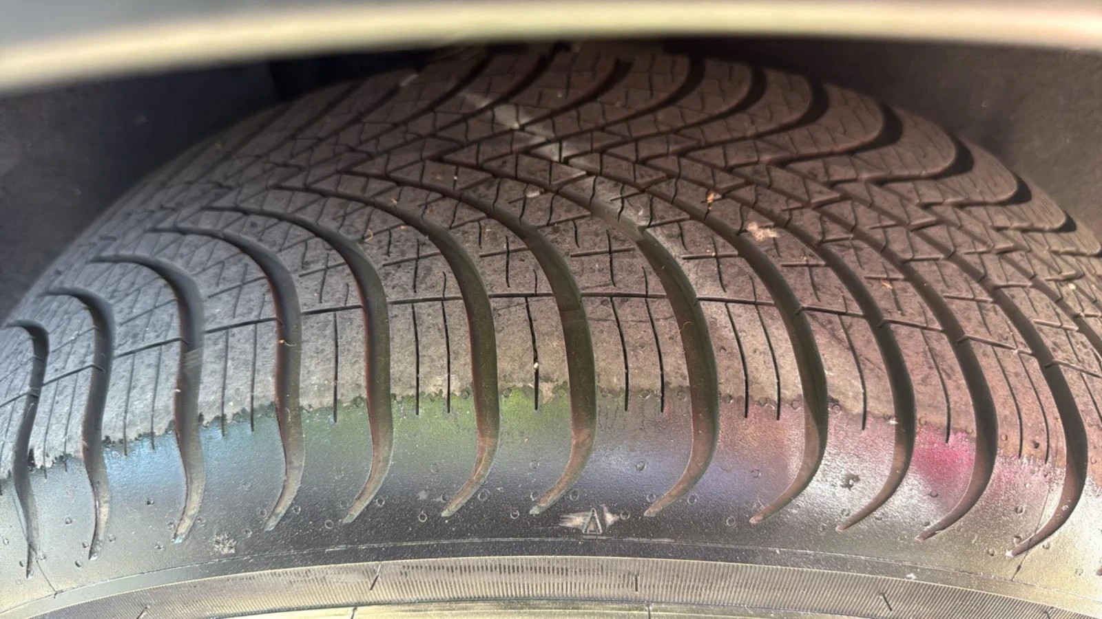 Land Rover Discovery Sport 2.0 TD4 4x4, снимка 13 - Автомобили и джипове - 54813597