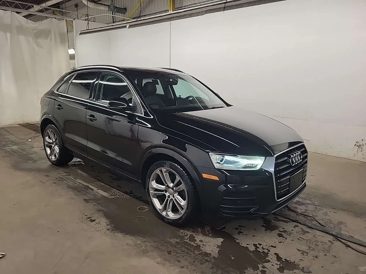 Audi Q3  PROGRESSIV| PANORAMA| 2 КЛЮЧА| CARFAX, снимка 2 - Автомобили и джипове - 53890042