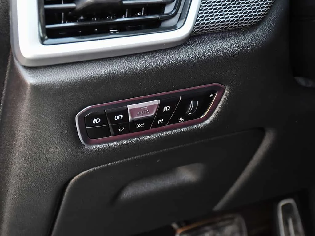 BMW X6 40i M-Sport * От BMW * Фиксирана цена* One owner *, снимка 14 - Автомобили и джипове - 54092962