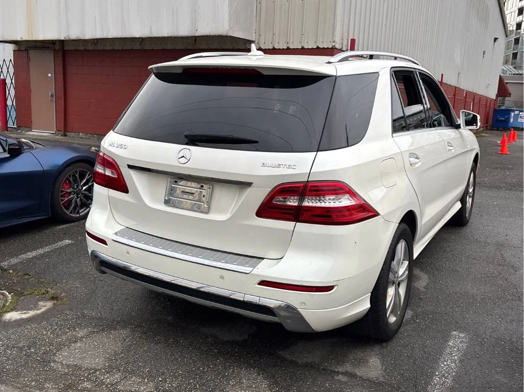 Mercedes-Benz ML 350 AMG LINE/4MATIC/ПОДГРЕВ/ПАНОРАМА/ПАМЕТ, снимка 4 - Автомобили и джипове - 54122143